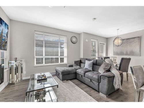 d305-20211 66 Ave, Langley, BC, V2Y0L4 | Card Image