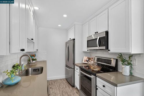 3045 Fostoria Cir, Danville, CA, 94526-5562 | Card Image