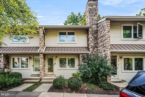 358 New Market Ct, CHESTERBROOK, PA, 19087-1213 | Card Image