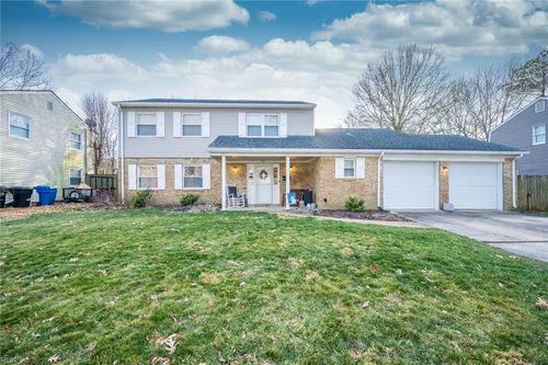 548 Woodlake Rd, Virginia Beach, VA, 23452-1124 | Card Image