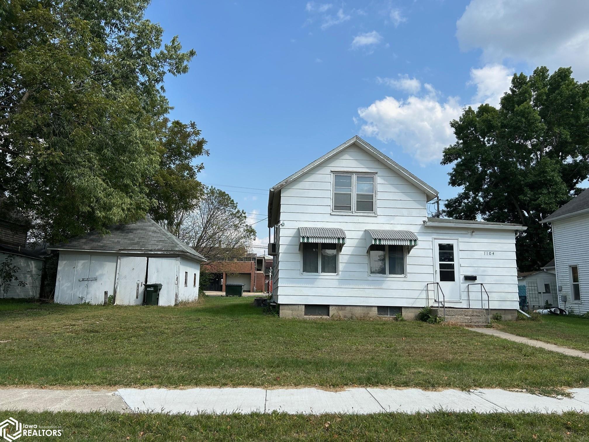 Lake St, Emmetsburg, IA 50536