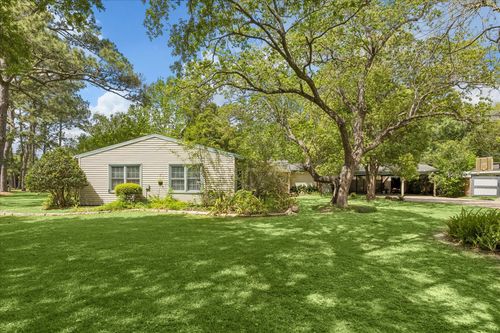 2410 Clark Dr, La Marque, TX, 77568-4705 | Card Image