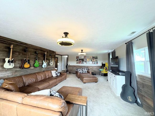 3810 100, House other with 4 bedrooms, 2 bathrooms and null parking in Flora IN | Image 4