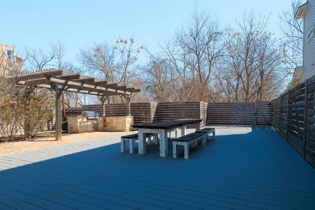 Community deck and grill is perfect for entertaining. | Image 38