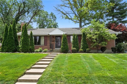 146 Bradstreet Rd, Centerville, OH, 45459-4551 | Card Image