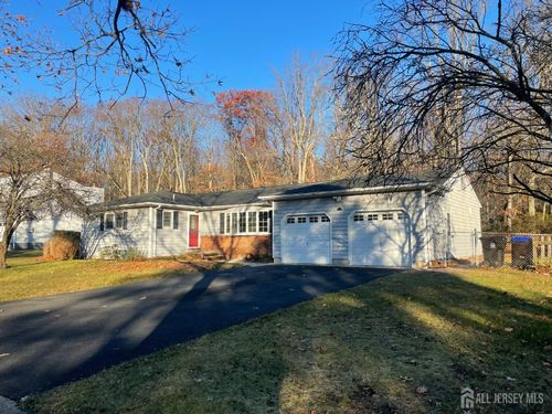 12 Francis Rd, East Brunswick, NJ, 08816-4519 | Card Image