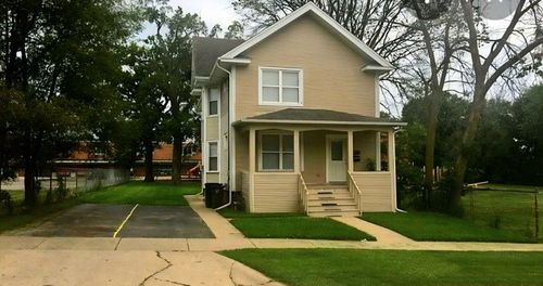 525 South Ave, Waukegan, IL, 60085-6440 | Card Image
