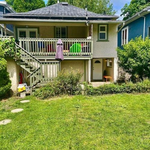 1748 Napier St, Vancouver, BC, V5L2N2 | Card Image