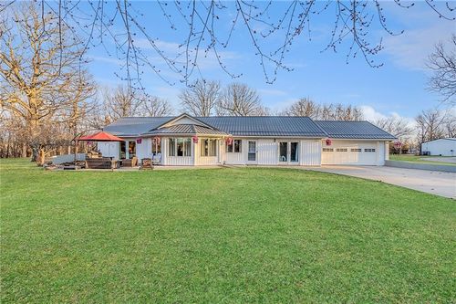 859 Se 1051 Rd, Deepwater, MO, 64740-9234 | Card Image
