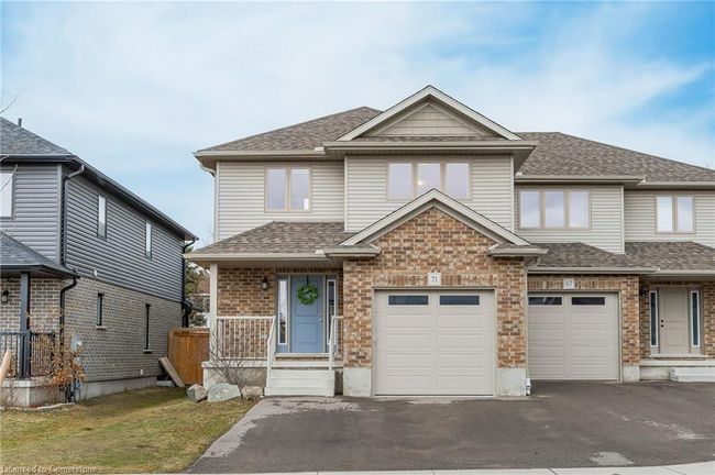 71 Crab Apple Crt, House other with 3 bedrooms, 4 bathrooms and 3 parking in Wellesley ON | Image 4
