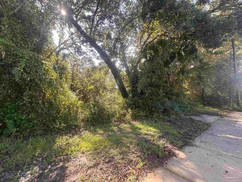 1290 Mills Ave, PENSACOLA, FL, 32507 | Card Image