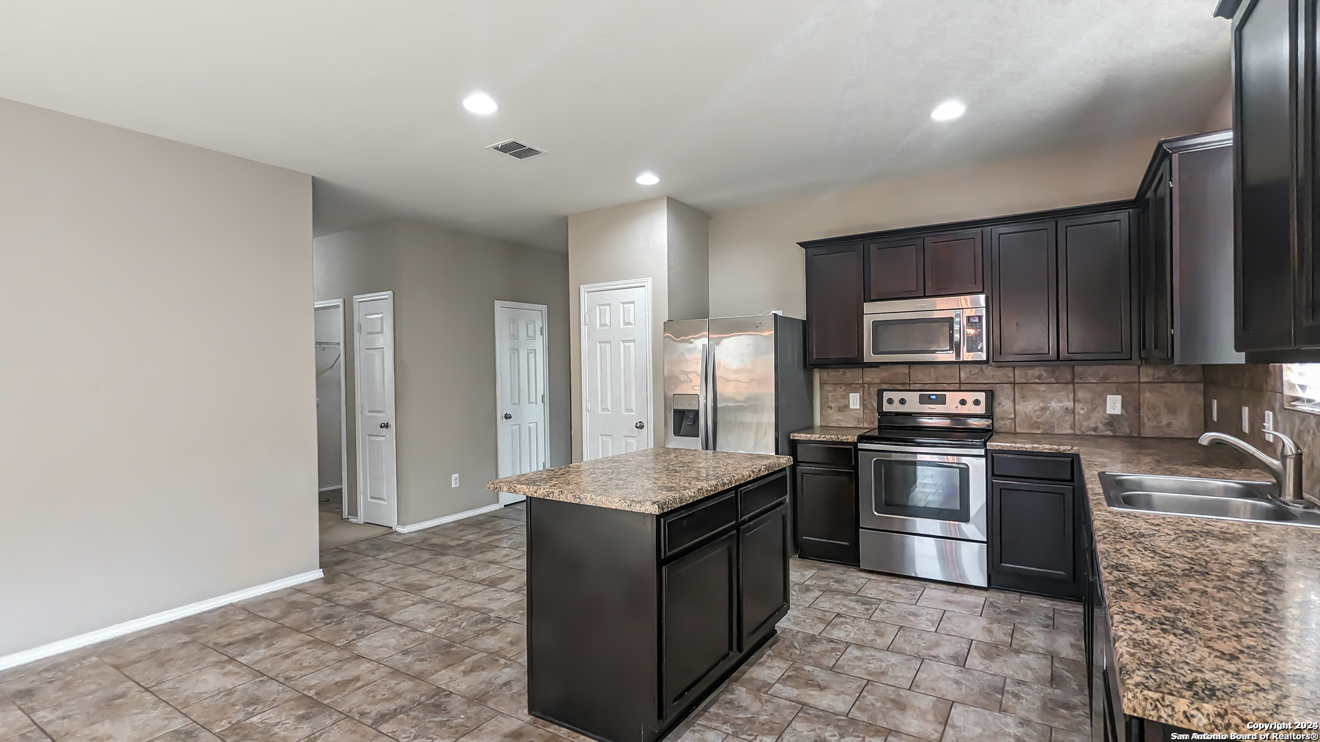Rustic Willow , Schertz, TX 78154