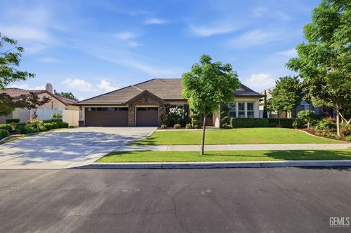 12707 Parkerhill Dr, Bakersfield, CA, 93311-9580 | Card Image