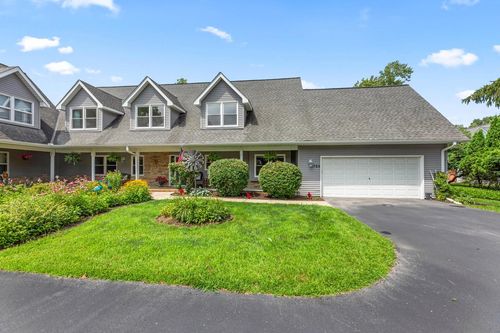 1722 Journeys Drive, Delafield, WI, 53029 | Card Image