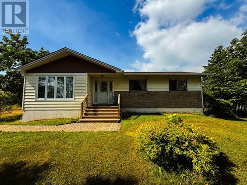 31 Woodville Cres, Harbour Grace, NL, A0A2M0 | Card Image