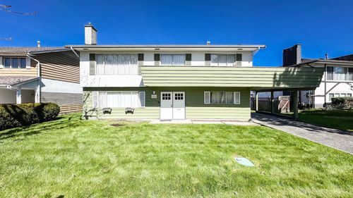 6468 Azure Road, Richmond, BC, V7C2R9 | Card Image