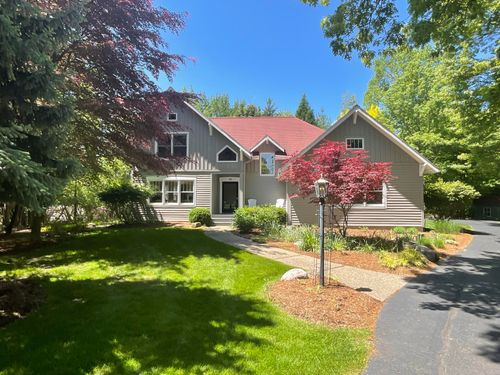 72 Wilderness Ridge Dr, Douglas, MI, 49406-5116 | Card Image