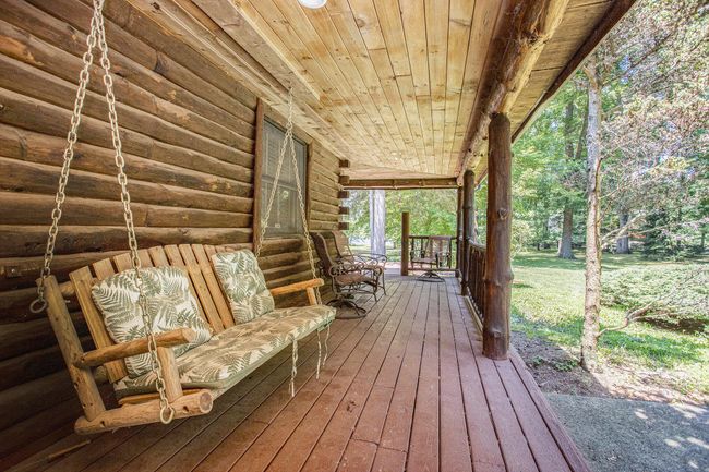 010__90a6532_993 | Image 5