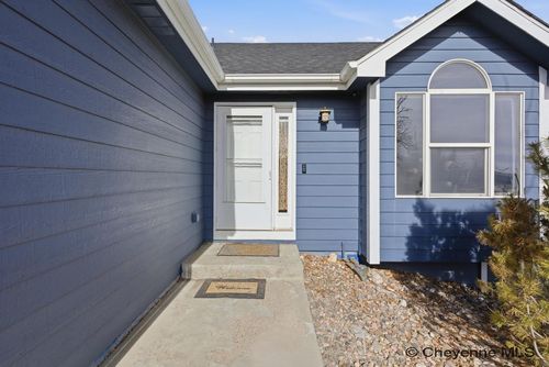 415 Wasatch St, Cheyenne, WY, 82007-1589 | Card Image