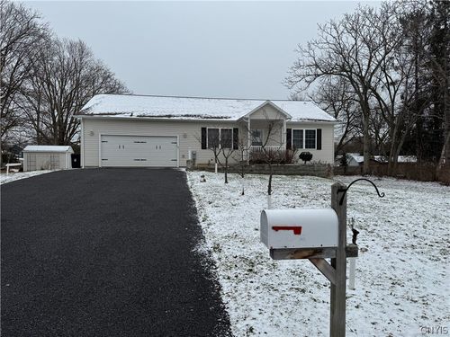 7 Homestead Ave, Phoenix, NY, 13135-1923 | Card Image