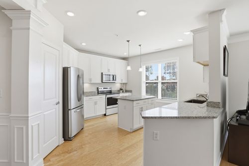 apt-213-2 Francis Dr, Andover, MA, 01810-0045 | Card Image