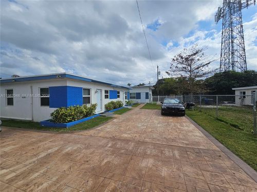 2-6130 Grant St, Hollywood, FL, 33024-6022 | Card Image