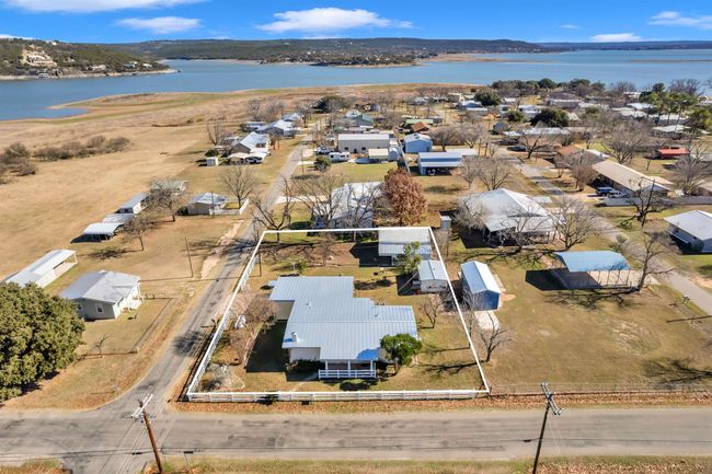200 Lakeshore Loop, House other with 2 bedrooms, 2 bathrooms and null parking in Tow TX | Image 26