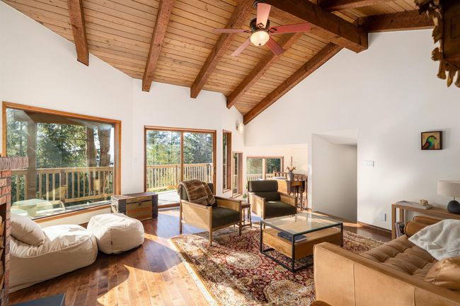 1557 White Sails Dr, House other with 3 bedrooms, 3 bathrooms and 4 parking in Bowen Island BC | Image 5