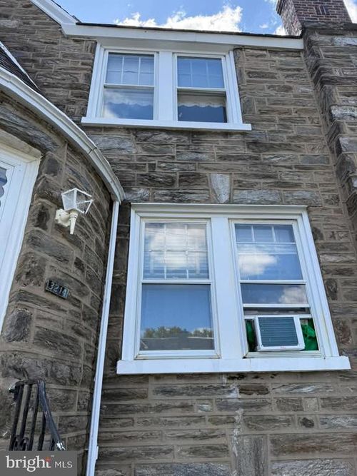 3214 Saint Vincent St, PHILADELPHIA, PA, 19149-1513 | Card Image