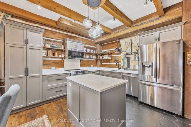 836138 4 Th Line, House other with 3 bedrooms, 2 bathrooms and 6 parking in Mulmur ON | Image 18