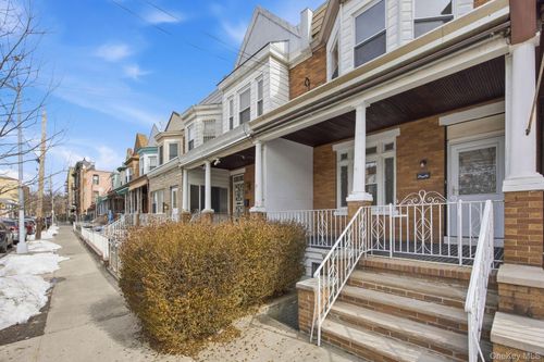 1739 W 9th St, Brooklyn, NY, 11223-1238 | Card Image