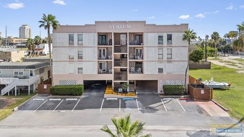 103-109 W Tarpon St, South Padre Island, TX, 78597-6852 | Card Image