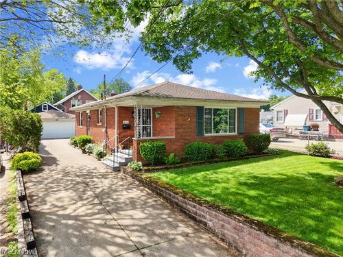 616 Plainfield Rd, Akron, OH, 44312-2473 | Card Image