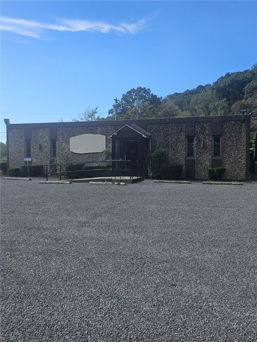 451 Rochester Rd, Pittsburgh, PA, 15237-1733 | Card Image