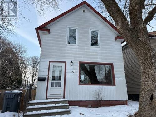 52 Empress Ave N, Thunder Bay, ON, P7A6B9 | Card Image