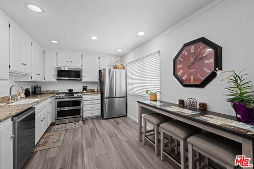 unit-167-21901 Lassen St, Chatsworth, CA, 91311-3646 | Card Image