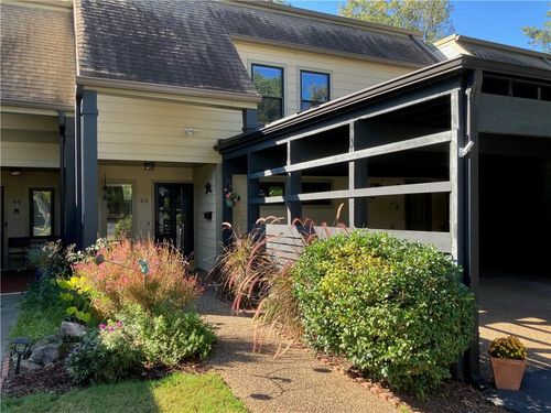 45 Forrest Pl, Sandy Springs, GA, 30328-4866 | Card Image