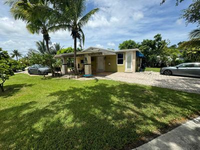 6045 Dawson Street, House other with 5 bedrooms, 4 bathrooms and null parking in Hollywood FL | Image 1