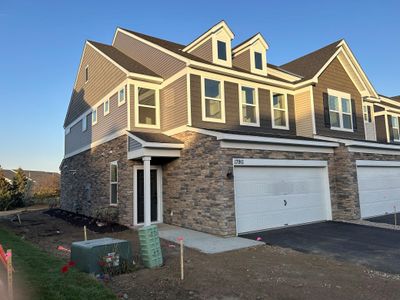 Welcome home to 17911 Giants Way in Lakeville | Image 1