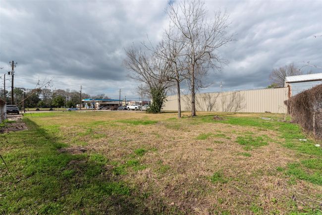 2107 N Main St, Home with 0 bedrooms, 0 bathrooms and null parking in Pearland TX | Image 13