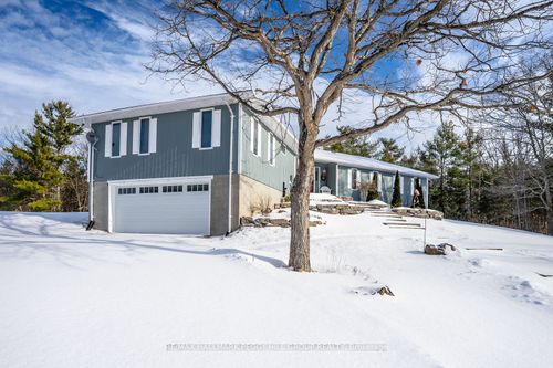 1564 Honey Harbour Rd, Port Severn, ON, L0K1S0 | Card Image