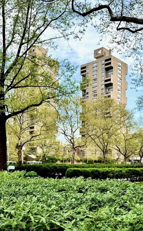 20d-170 Park Row, New York City, NY, 10038 | Card Image