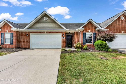 8011 Gatekeeper Way, Knoxville, TN, 37931-4086 | Card Image