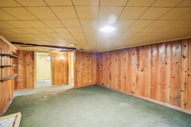 2155 Avondale St, House other with 3 bedrooms, 3 bathrooms and null parking in Sylvan Lake MI | Image 27