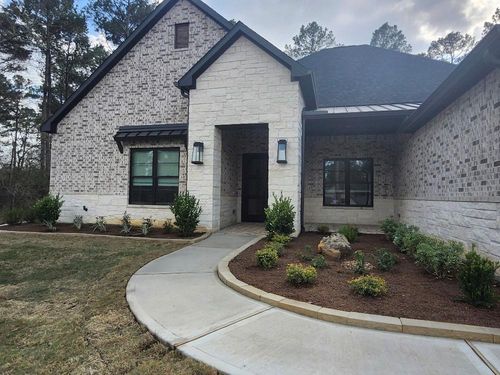 8680 Cedar Meadow Ln, Plantersville, TX, 77363-1201 | Card Image