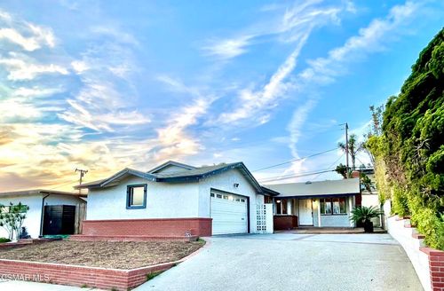1045 Marvista Ave, Seal Beach, CA, 90740-5841 | Card Image