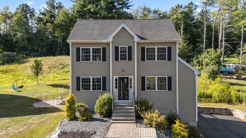 216 River St, Holden, MA, 01520-2305 | Card Image