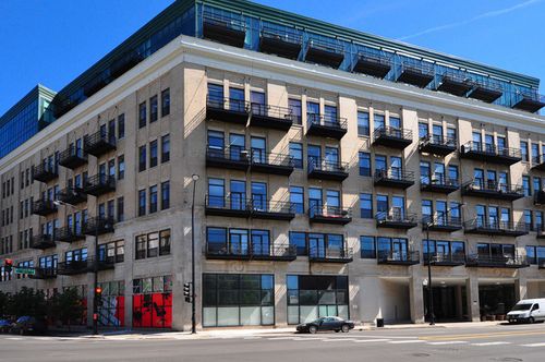 unit-440-1645 Ogden Ave, Chicago, IL, 60612-4375 | Card Image
