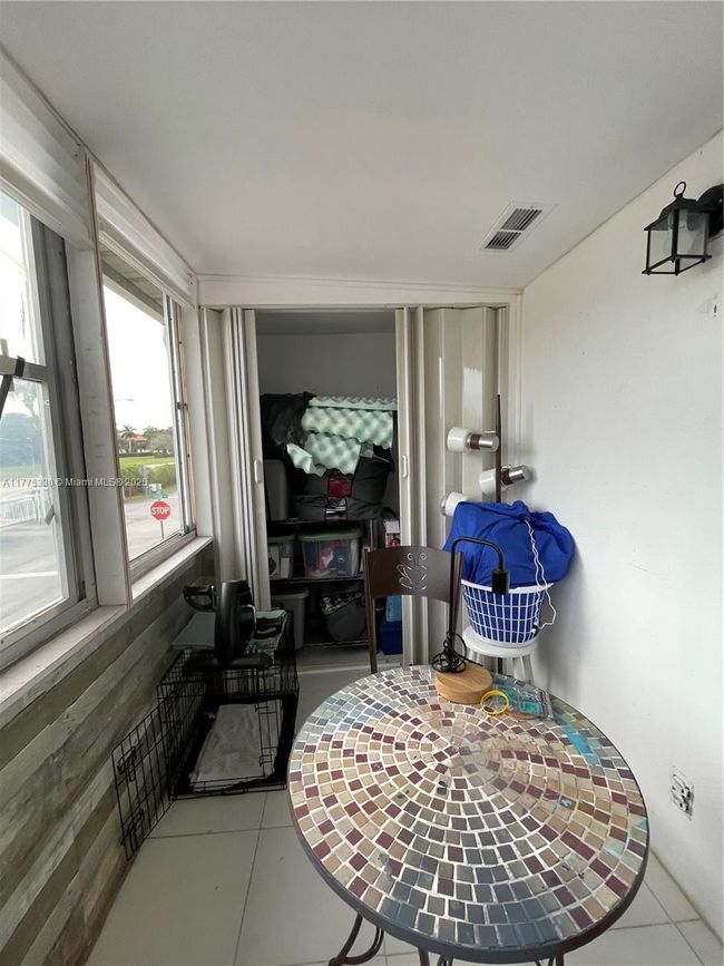 238 - 238 Saxony E, Condo with 1 bedrooms, 2 bathrooms and null parking in Delray Beach FL | Image 14