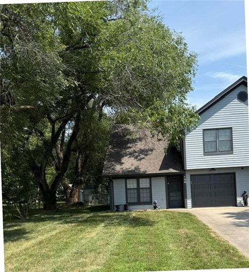 106 W Major Street, Kearney, MO, 64060 | Card Image